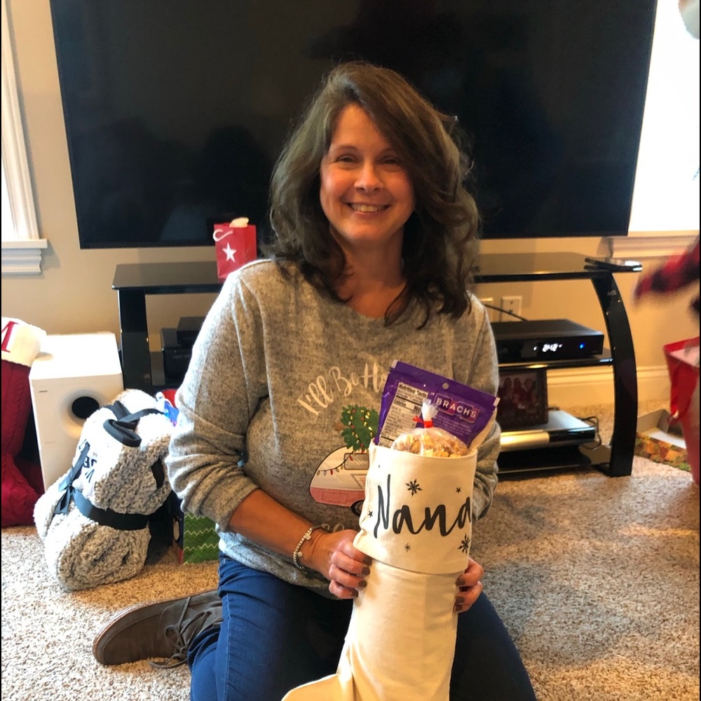 Meet your Posher, Lori